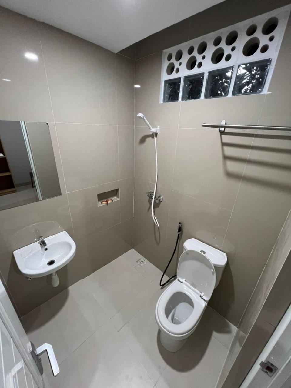Hotel Century Pangandaran Esterno foto